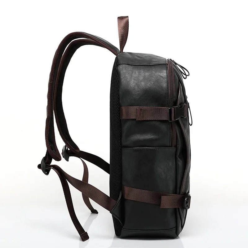 Sac à dos en cuir de profil