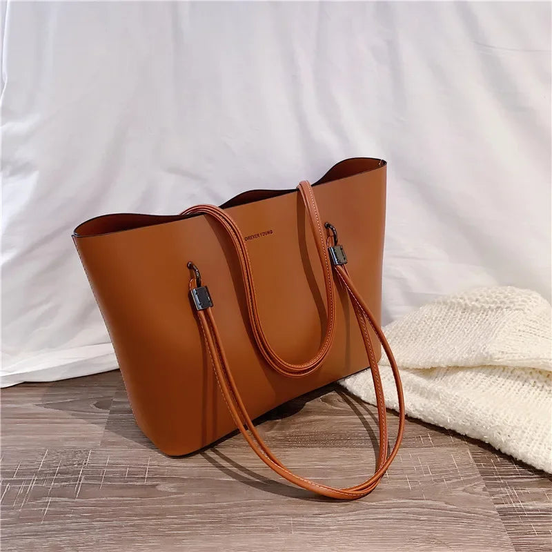 Sac ordinateur de luxe couleur brun clair